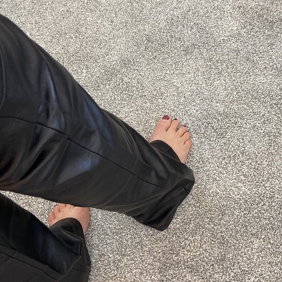 Venus Williams Leather Pants exclusively for Wilson Leather - Picture 8 of 8